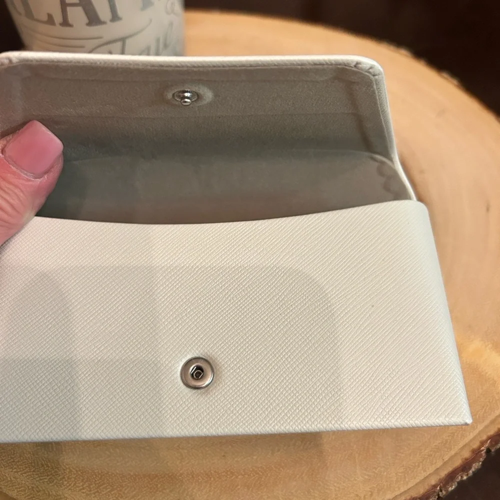 Michael Kors White Sunglasses Case Snap‎ Closure